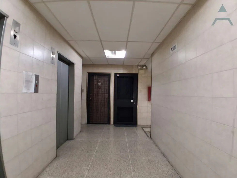 Se vende Edificio 4705m² Av Libertador - 11