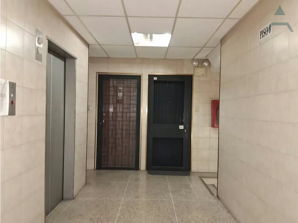 Se vende Edificio 4705m² Av Libertador - 10