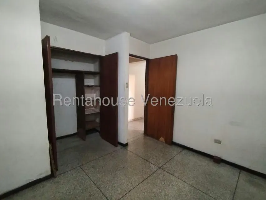 Apartamento (1 Nivel) en Venta en Avenida Lara, Carabobo - 10