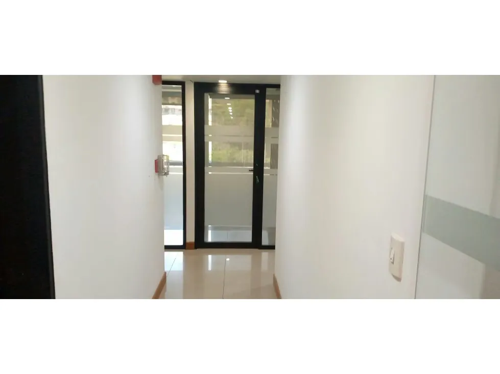 Alquilo Oficina EL ROSAL $4.000 / 300m2 + 200 terrazas - 4