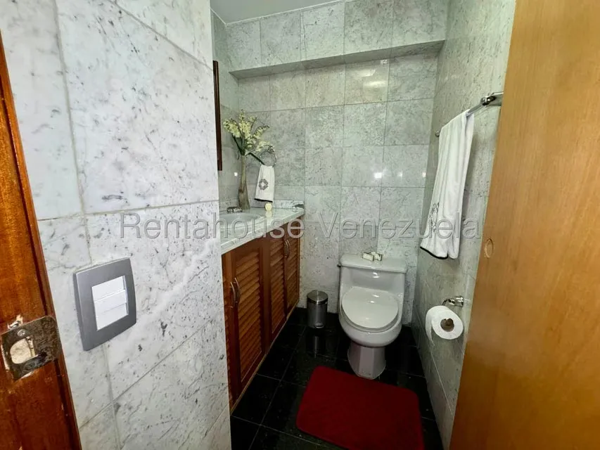 Apartamento (1 Nivel) en Venta en Las Esmeraldas, Distrito Metropolitano - 15