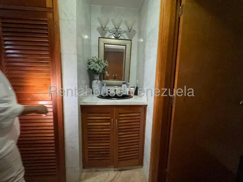 Apartamento (1 Nivel) en Venta en Las Esmeraldas, Distrito Metropolitano - 19