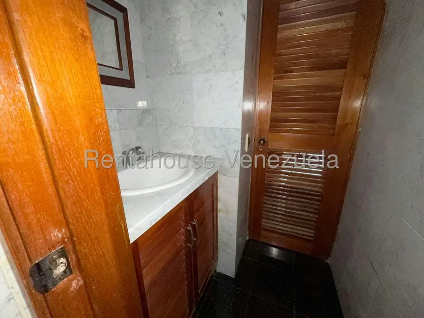 Apartamento (1 Nivel) en Venta en Las Esmeraldas, Distrito Metropolitano - 27