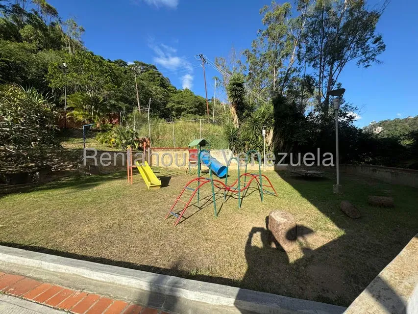 Apartamento (1 Nivel) en Venta en Las Esmeraldas, Distrito Metropolitano - 32