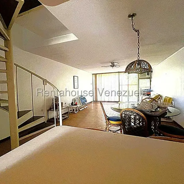 Townhouse (Duplex) en Venta en Los Canales de Rio Chico, Miranda - 2