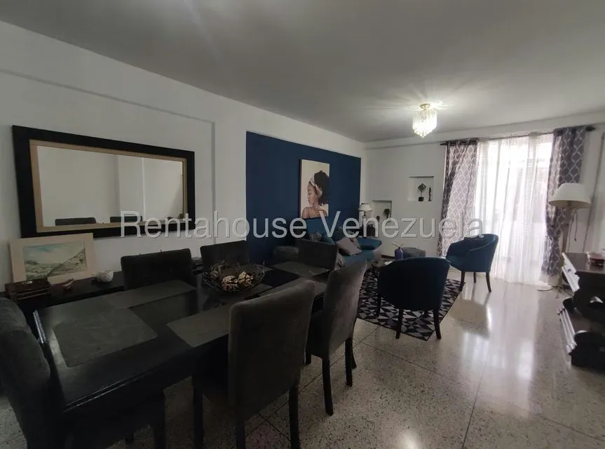 Apartamento (1 Nivel) en Alquiler en Centro, Lara - 2