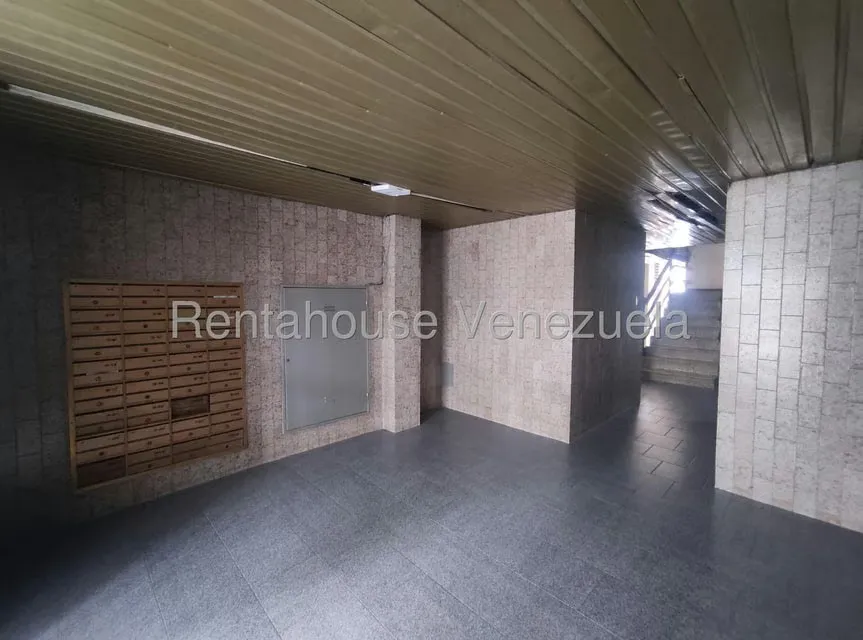 Apartamento (1 Nivel) en Alquiler en Centro, Lara - 22