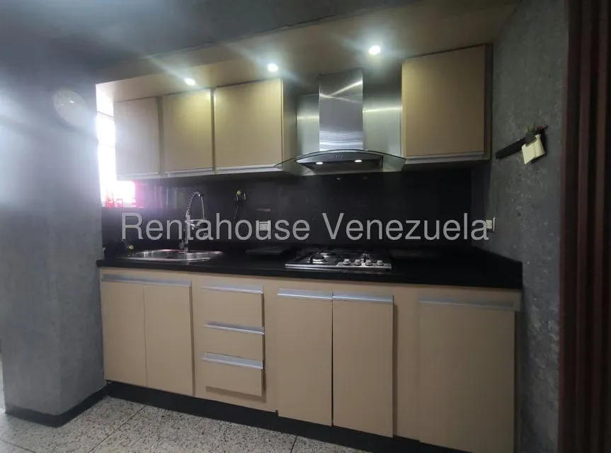Apartamento (1 Nivel) en Alquiler en Centro, Lara - 6