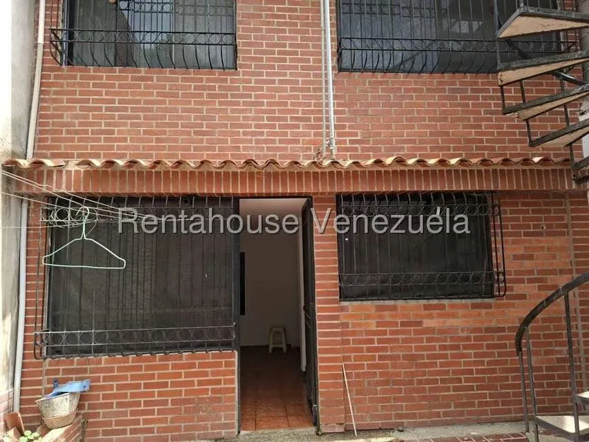 Casa (Multipes Niveles) en Venta en Parque Residencial La Muralla, Miranda - 22