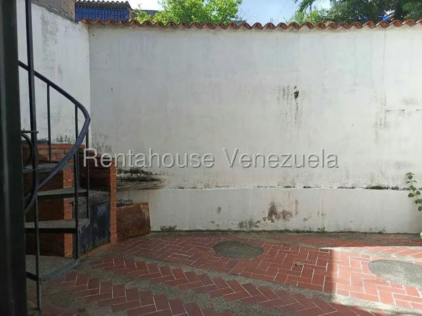 Casa (Multipes Niveles) en Venta en Parque Residencial La Muralla, Miranda - 24