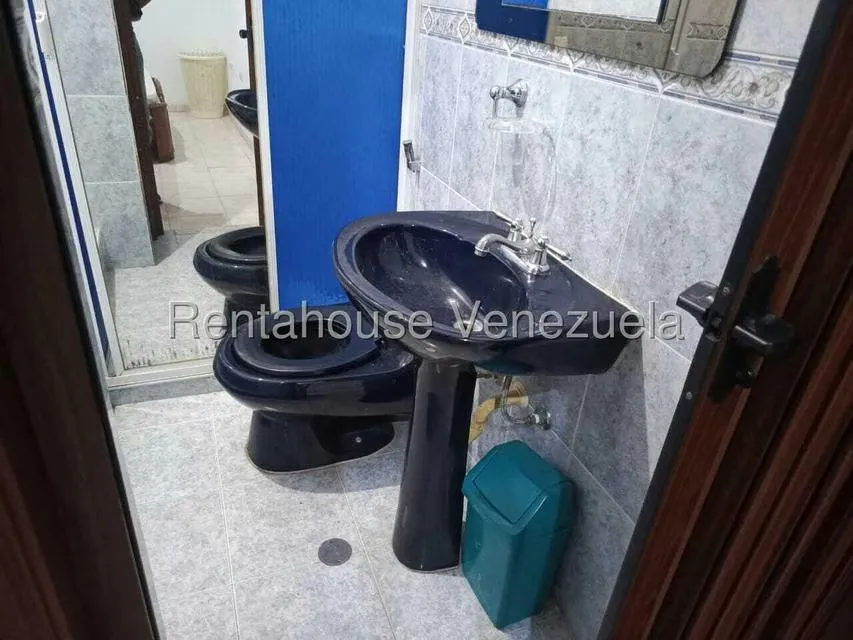 Casa (Multipes Niveles) en Venta en Parque Residencial La Muralla, Miranda - 30