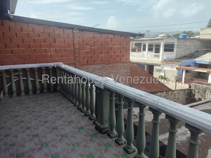 Casa (Multipes Niveles) en Venta en Parque Residencial La Muralla, Miranda - 36