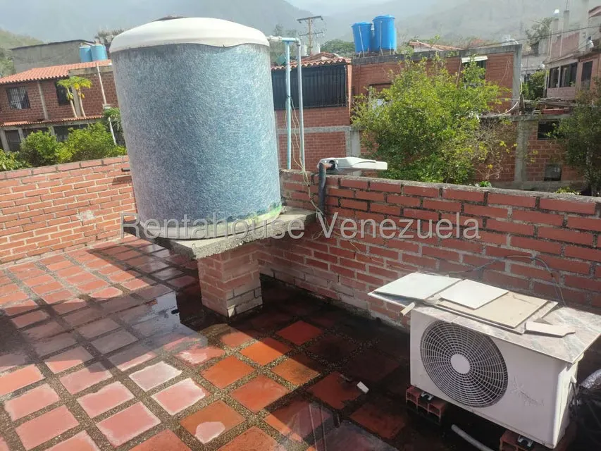 Casa (Multipes Niveles) en Venta en Parque Residencial La Muralla, Miranda - 39