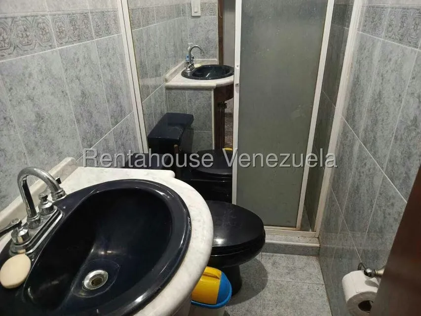 Casa (Multipes Niveles) en Venta en Parque Residencial La Muralla, Miranda - 10