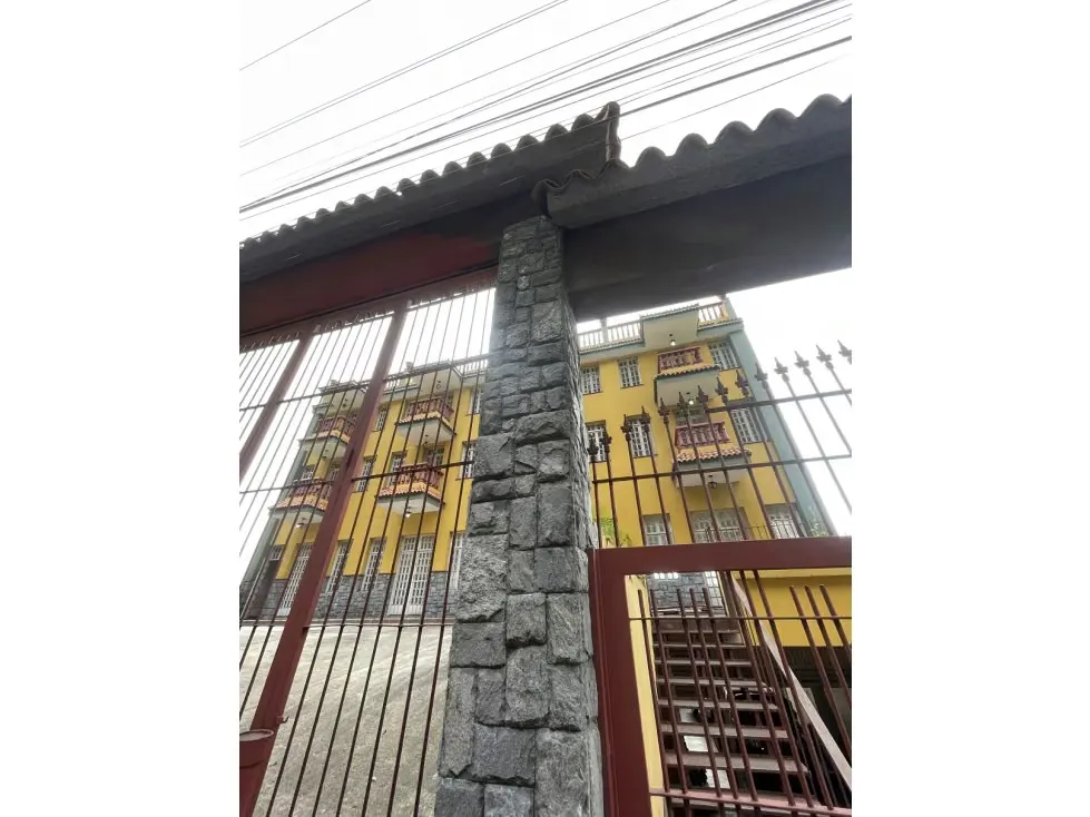 VENTA DE EDIFICIO EN EL JUNQUITO KM 15, MUNICIPIO LIBERTADOR - 4