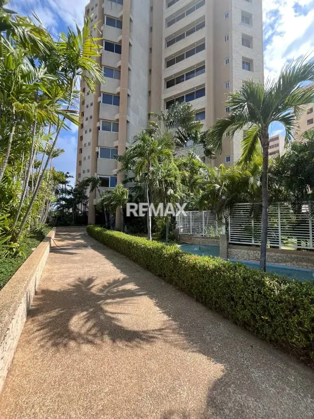 Apartamento en Edif. La Llovizna