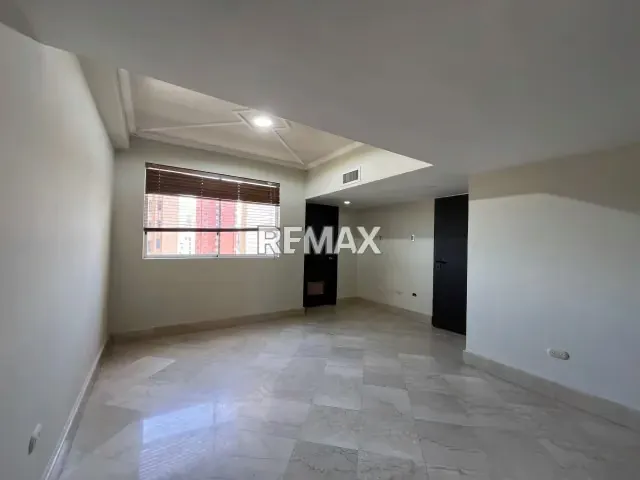 Apartamento en Edif. La Llovizna - 14