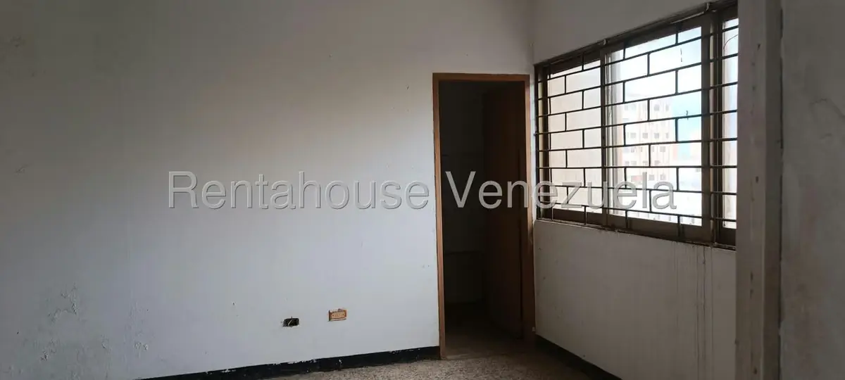 Oficina en Venta en Avenida Bella Vista, Zulia - 14