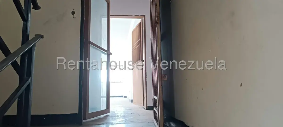 Oficina en Venta en Avenida Bella Vista, Zulia - 3
