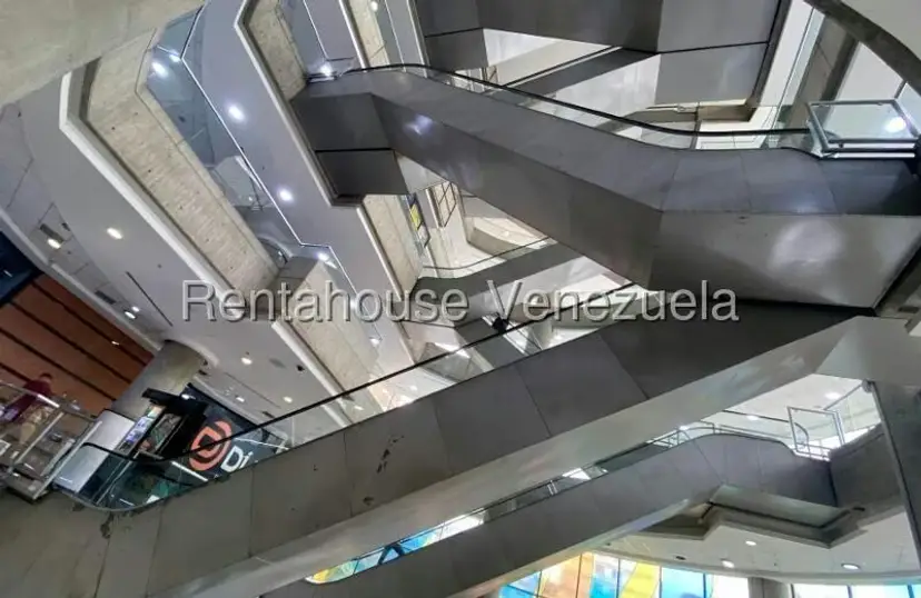 Comercial (Local Comercial) en Alquiler en El Paraiso, Distrito Metropolitano