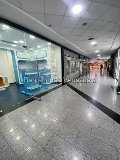 Local Comercial en Alquiler en El Paraiso, Distrito Metropolitano - 13