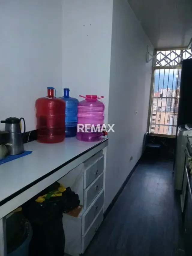 Venta de Apartamento Av. San Martin, (Capuchinos) - 10