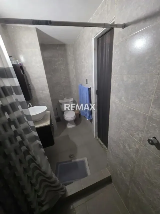 APARTAMENTO EN VENTA EDIF. LAS FLORES ZONA SUR EN MARACAIBO - 6