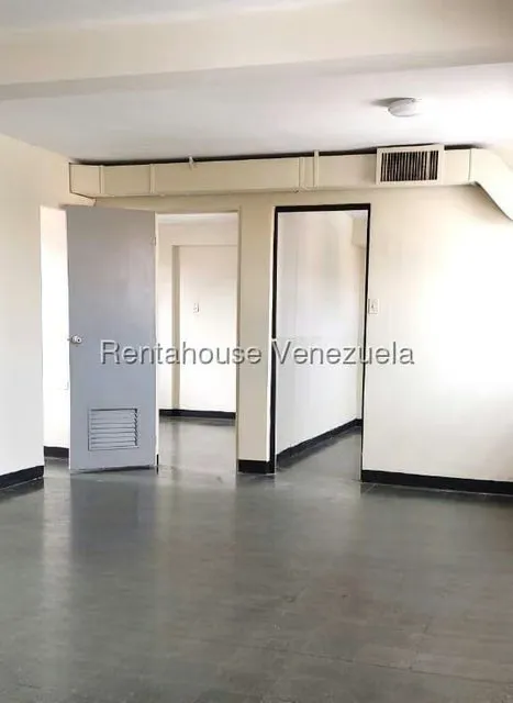 Oficina en Alquiler en Tierra Negra, Zulia - 6