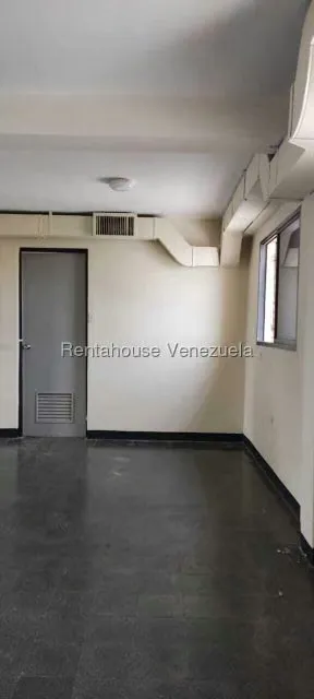 Oficina en Alquiler en Tierra Negra, Zulia - 9
