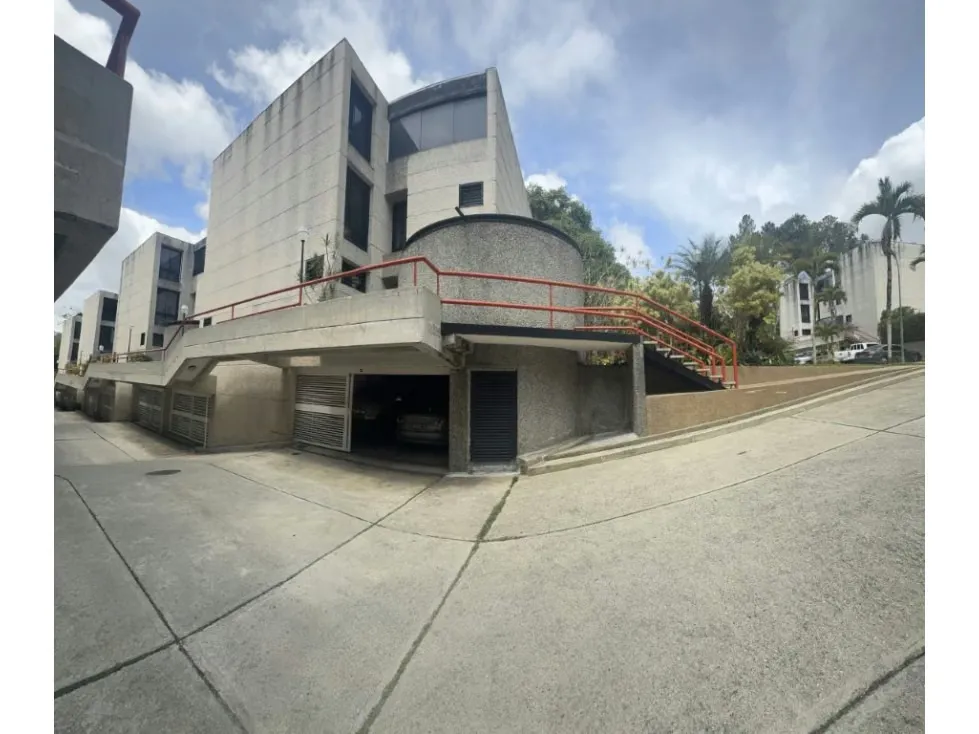 Se VENDE TH-414m²-4H+3B+1HS+1BS+4P+Vig-La Boyera-MG
