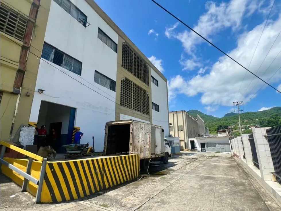 En Venta Galpon Zona Industrial Cloris 20.000m2. Guarenas - Miranda - 36