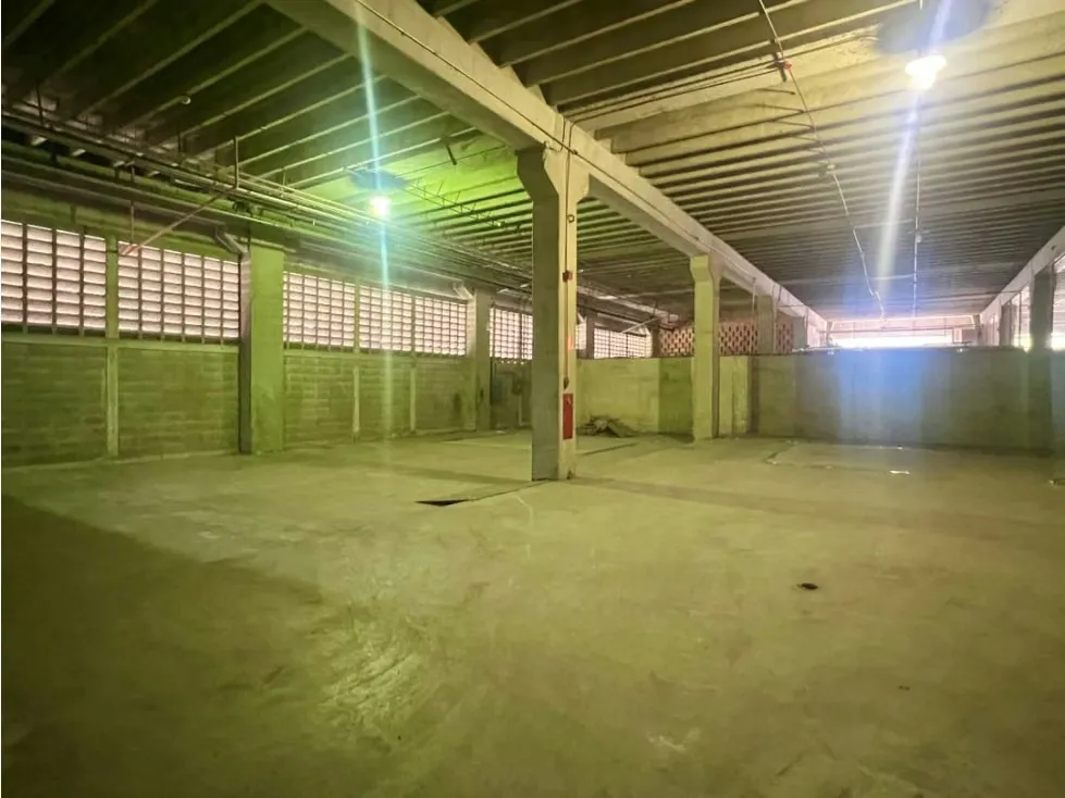 En Venta Galpon Zona Industrial Cloris 20.000m2. Guarenas - Miranda - 7