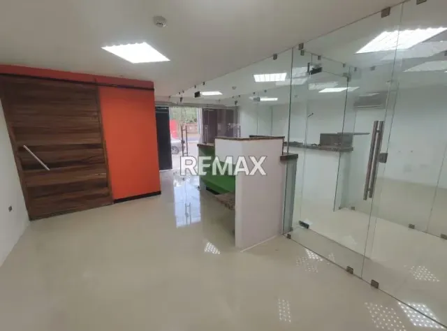 SE ALQUILA LOCAL COMERCIAL EN BARQUISIMETO CON 15M2 - 3