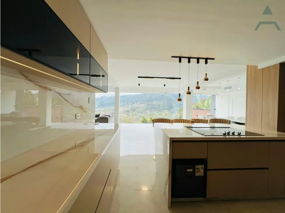 Se vende casa 900m² 6h/5b/5p Los Narajos del Cafetal - 31