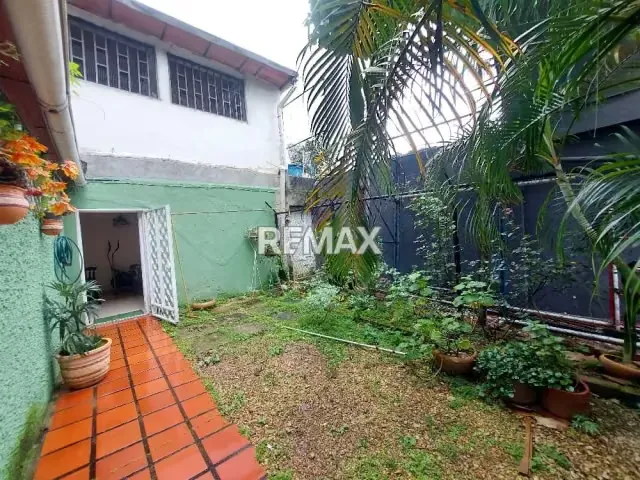 Vendo apartamento Ubicado en la Unidad Vecinal - 13