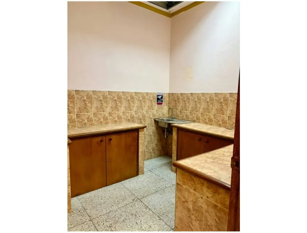 Se vende Edificio 800m² Baruta - 4