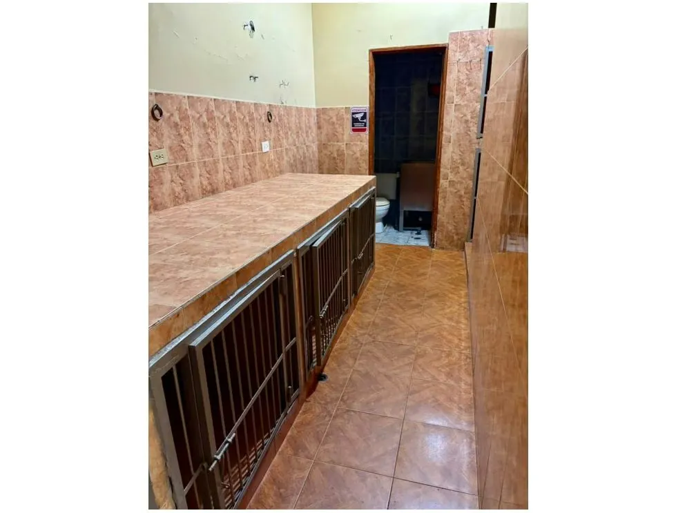 Se vende Edificio 800m² Baruta - 5