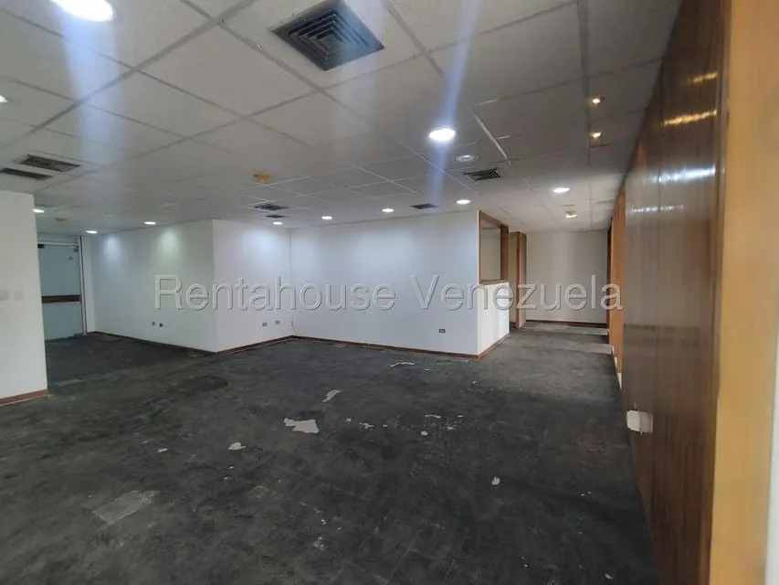 Oficina en Venta en Los Palos Grandes, Distrito Metropolitano - 18