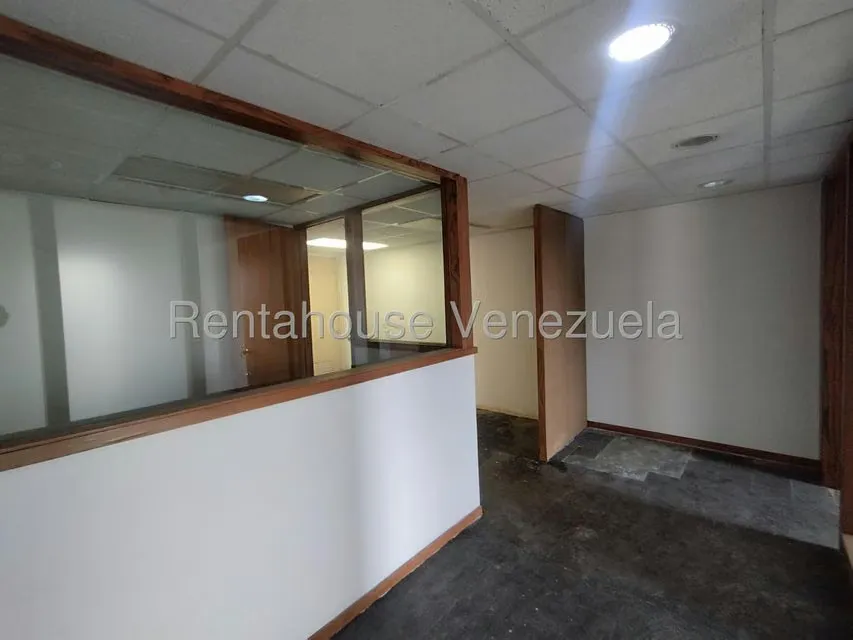 Oficina en Venta en Los Palos Grandes, Distrito Metropolitano - 19
