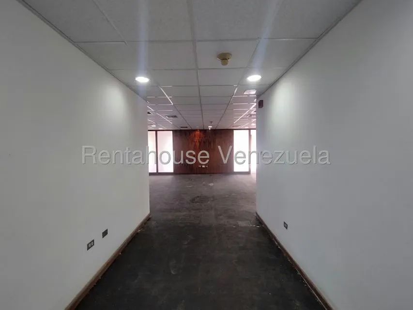 Oficina en Venta en Los Palos Grandes, Distrito Metropolitano - 3