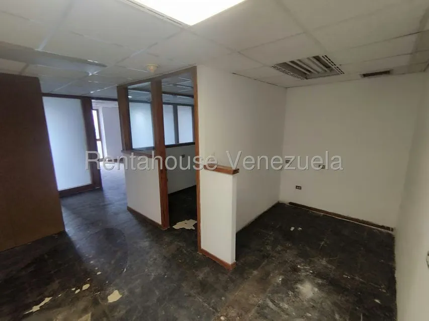 Oficina en Venta en Los Palos Grandes, Distrito Metropolitano - 22