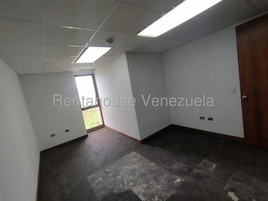 Oficina en Venta en Los Palos Grandes, Distrito Metropolitano - 27