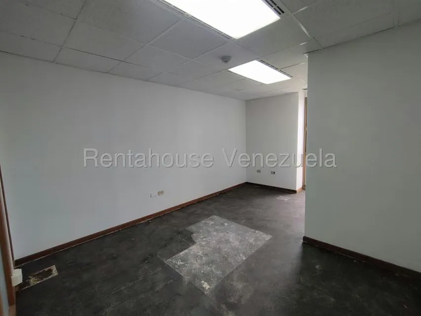 Oficina en Venta en Los Palos Grandes, Distrito Metropolitano - 28