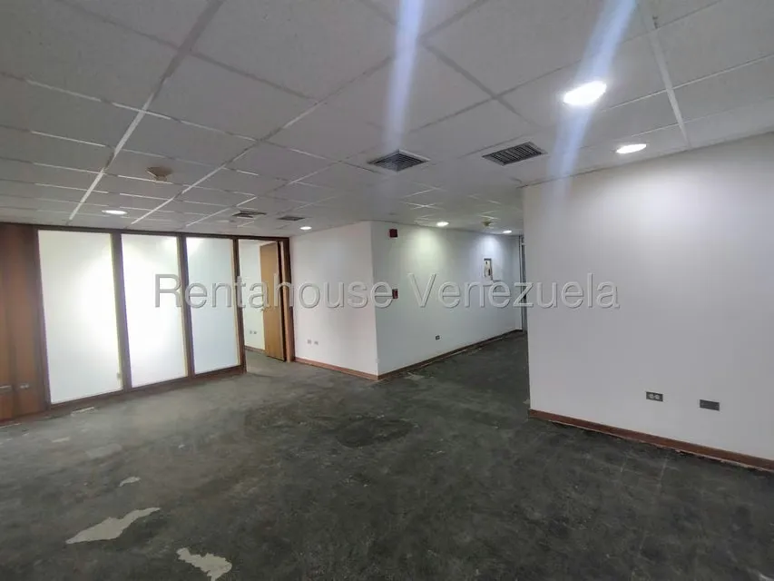 Oficina en Venta en Los Palos Grandes, Distrito Metropolitano - 7