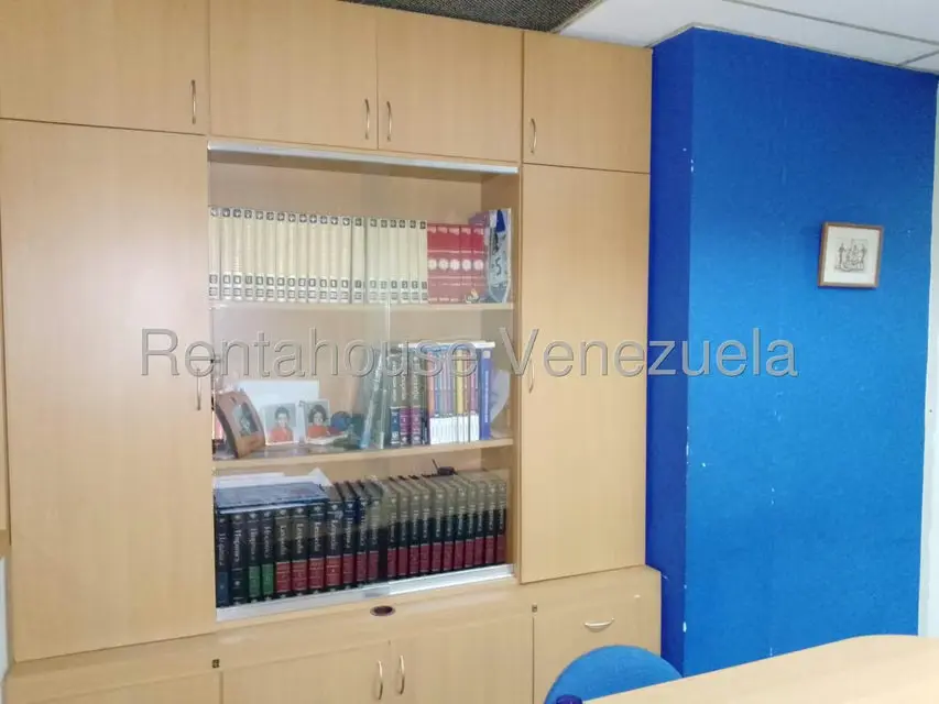 Oficina en Alquiler en Parroquia La Candelaria, Distrito Metropolitano - 9