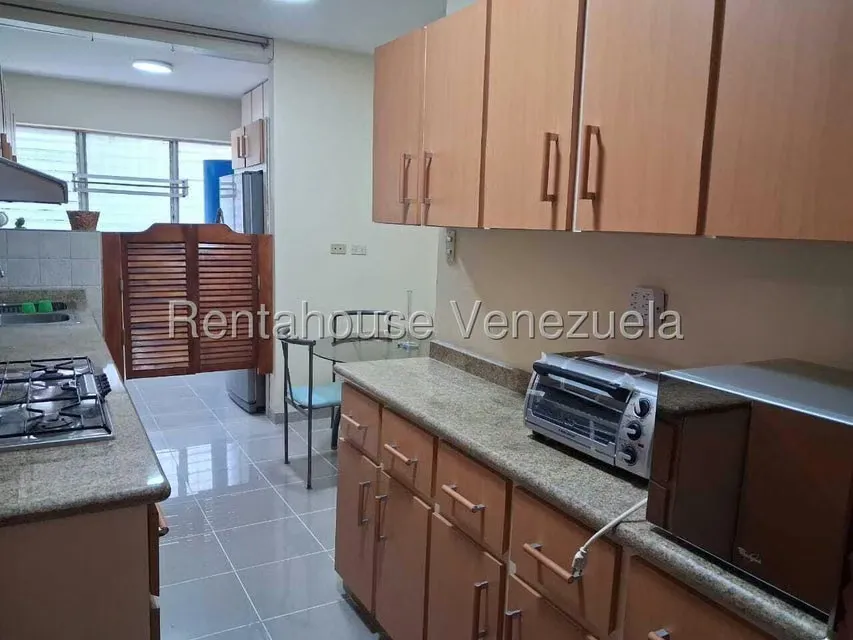 Apartamento (1 Nivel) en Venta en La Urbina, Distrito Metropolitano - 10