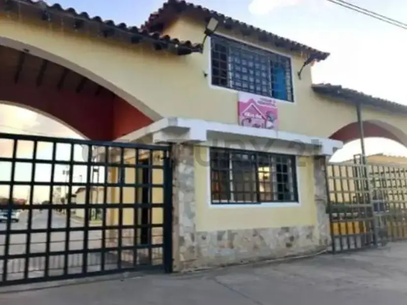 Casa en Urbanizacion Villas del Caribe