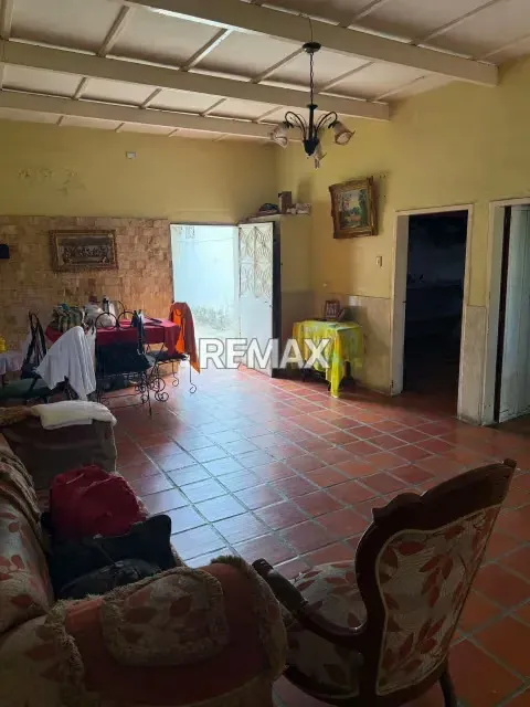 Venta de casa en carora con locales comerciales - 5
