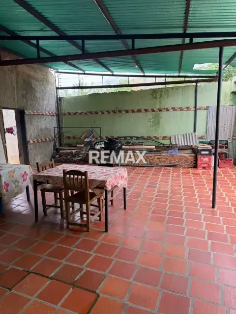 Venta de casa en carora con locales comerciales - 7