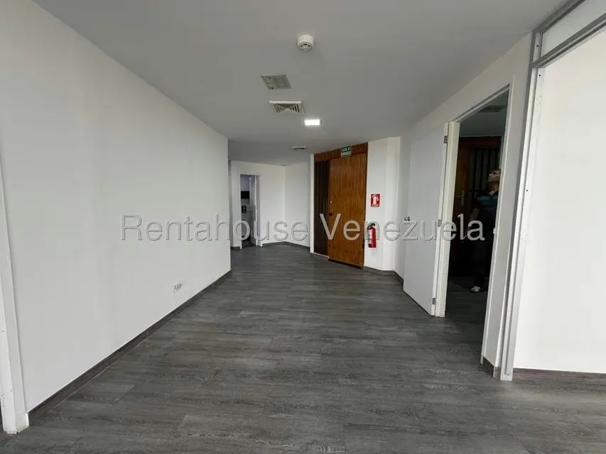 Oficina en Alquiler en Chuao, Distrito Metropolitano - 16